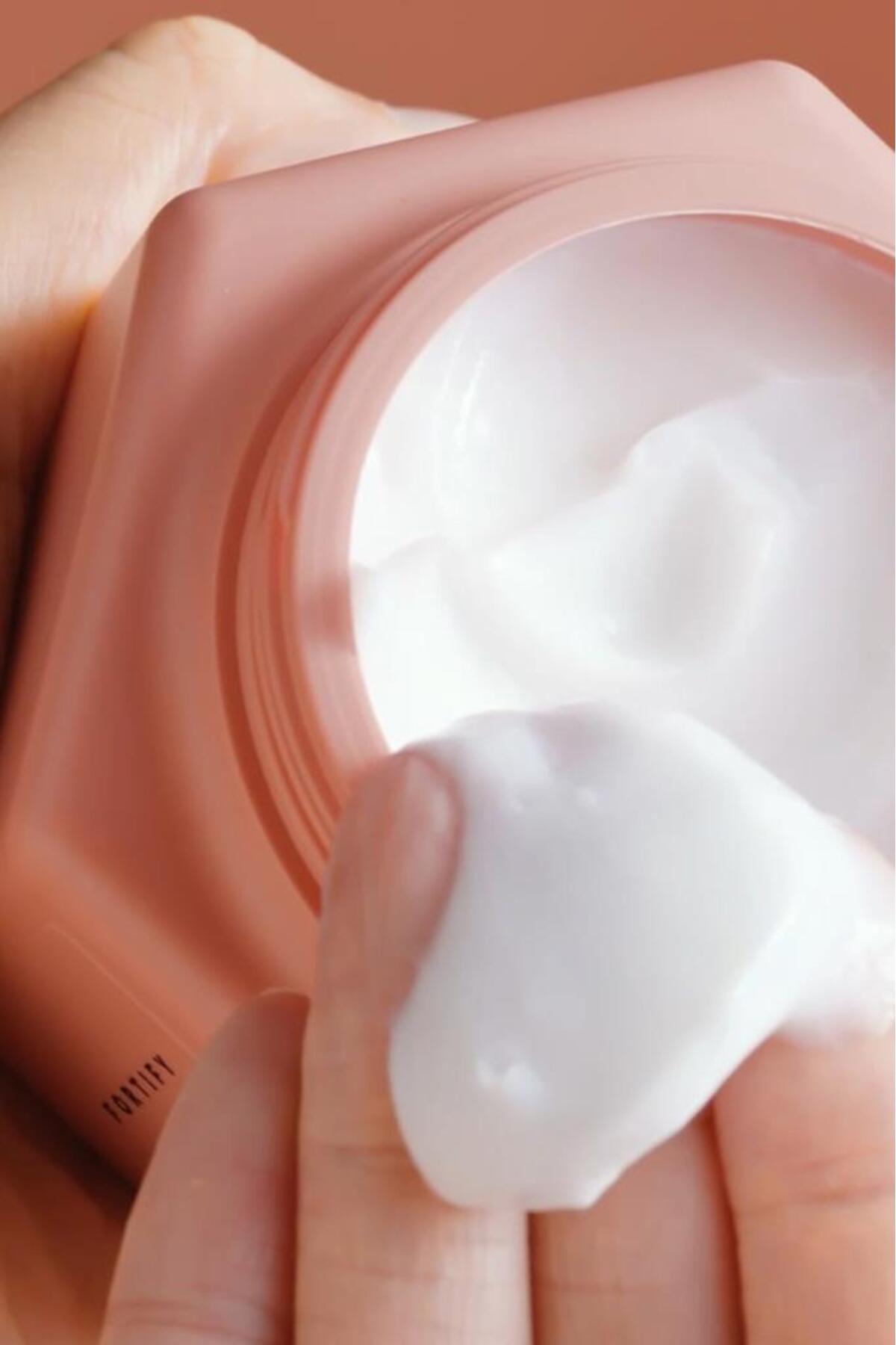 Yıpranmış Saçlar İçin Güçlendirici Kür 250ml | Aşırı İşlem Görmüş Saçlar — 4067971068527 — تصویر 6 از 7
