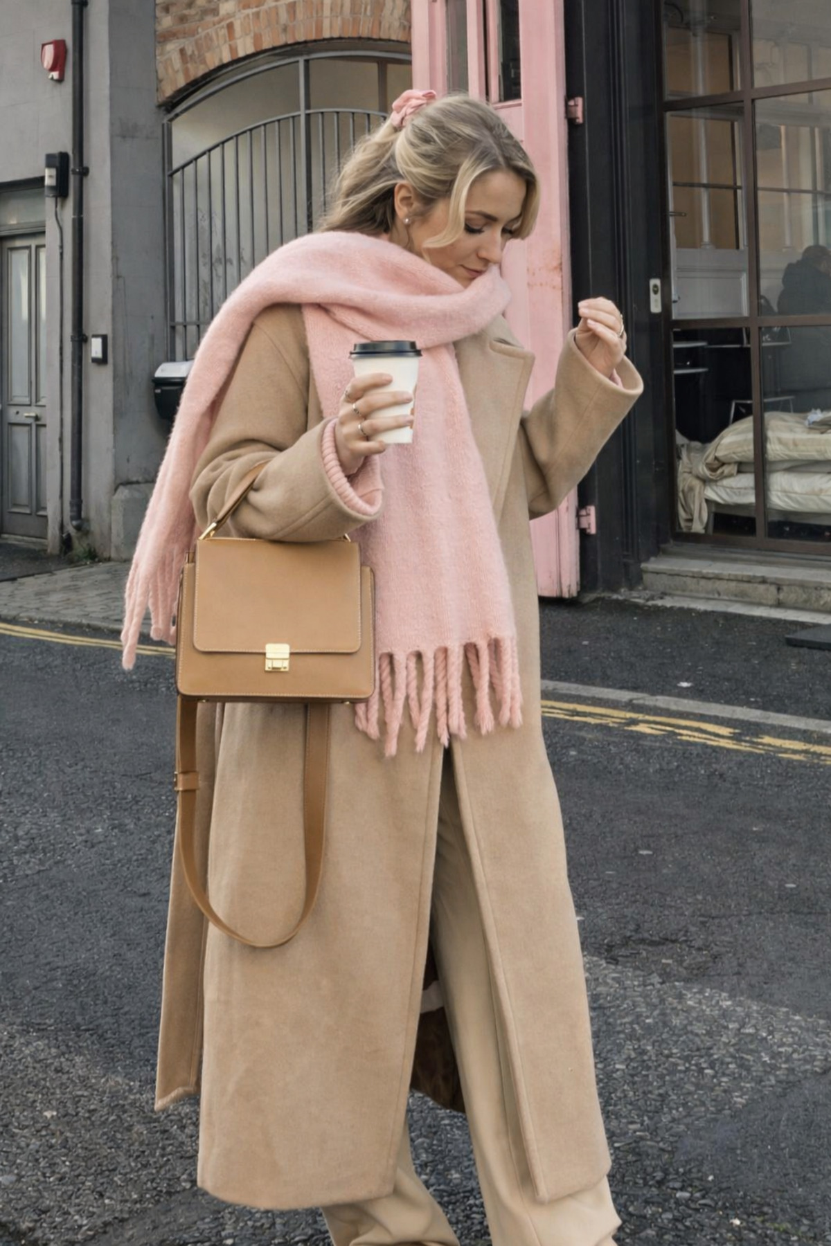 Wega Moda  İthal Puffy Cherry Atkı Şal Omuz Şalı - Büklümlü Atkı Şal - Puffy Cherry Yumuşak Omuz Şalı - Görsel 2