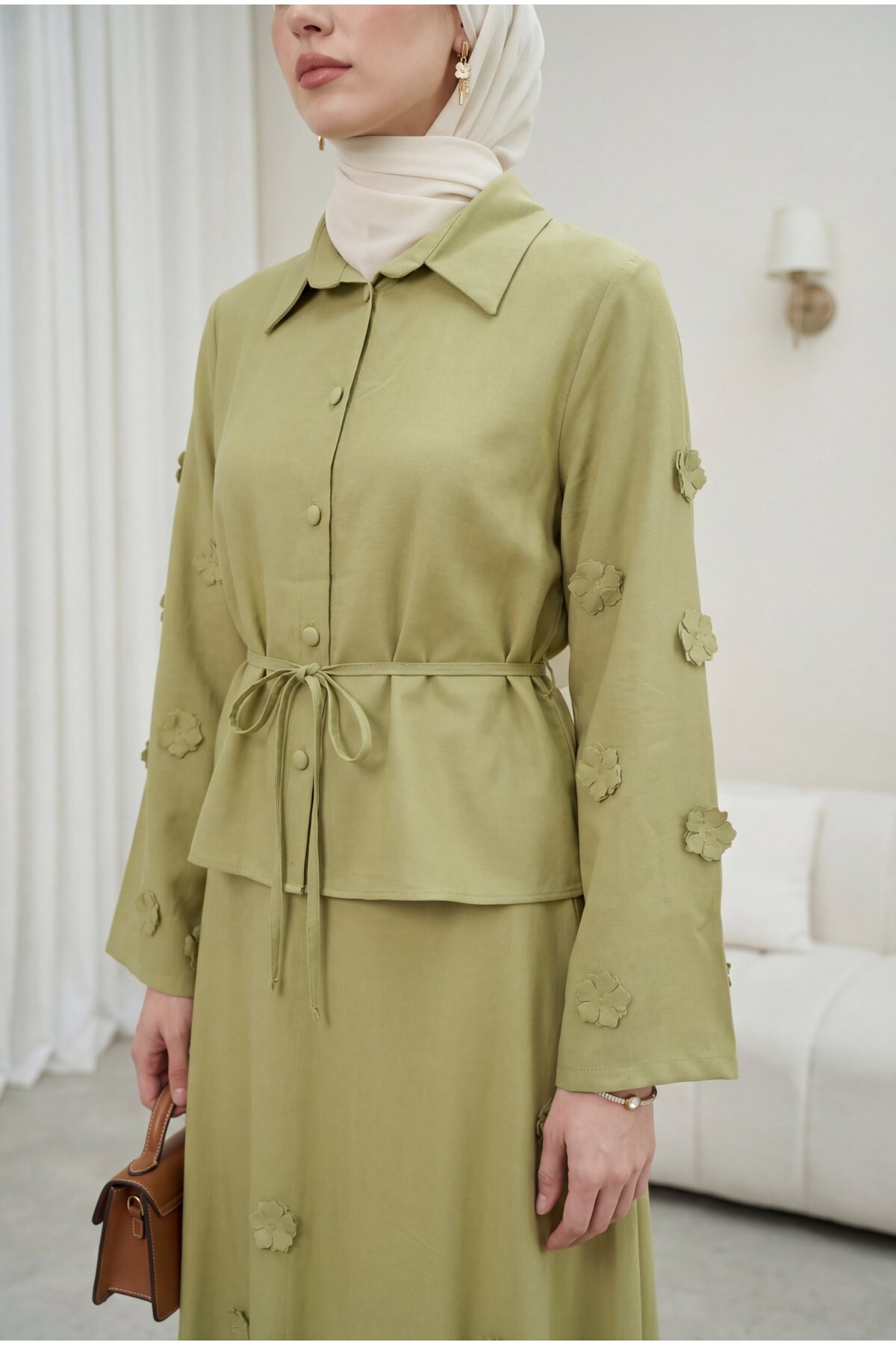 Modamorfo Floral Sleeves and Skirt, Lace-Up Waist Shirt and Skirt Two-Piece Modal Set - Oil Green