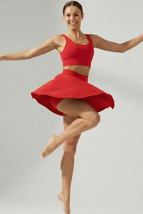 EMFURE Kırmızı Yüksek Bel Tenis ve Yoga Eteği - Çift Katmanlı Esnek Şortlu Mi...