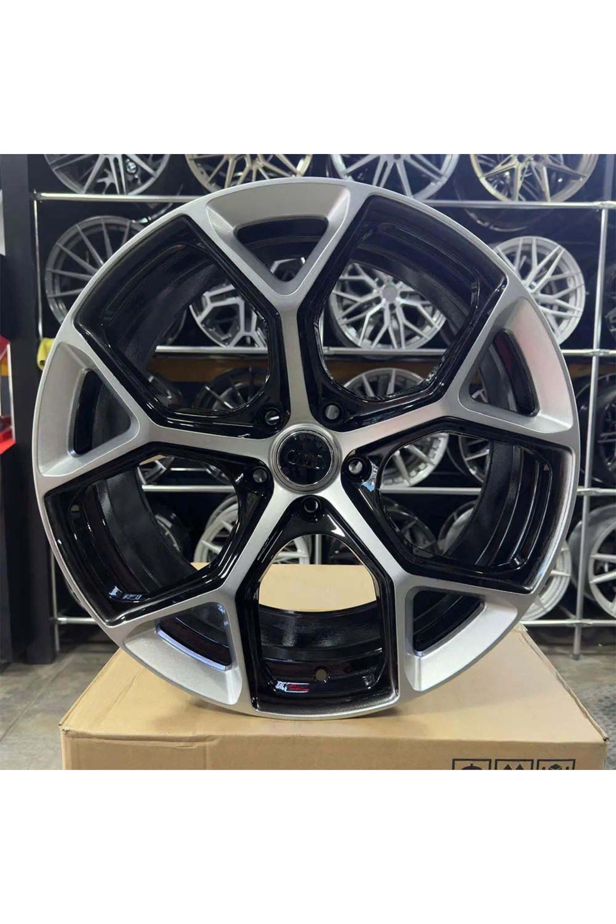 RC 18 inç 5x108 Rs5 Focus Tourneo Partner Rifter Berlingo Combo
