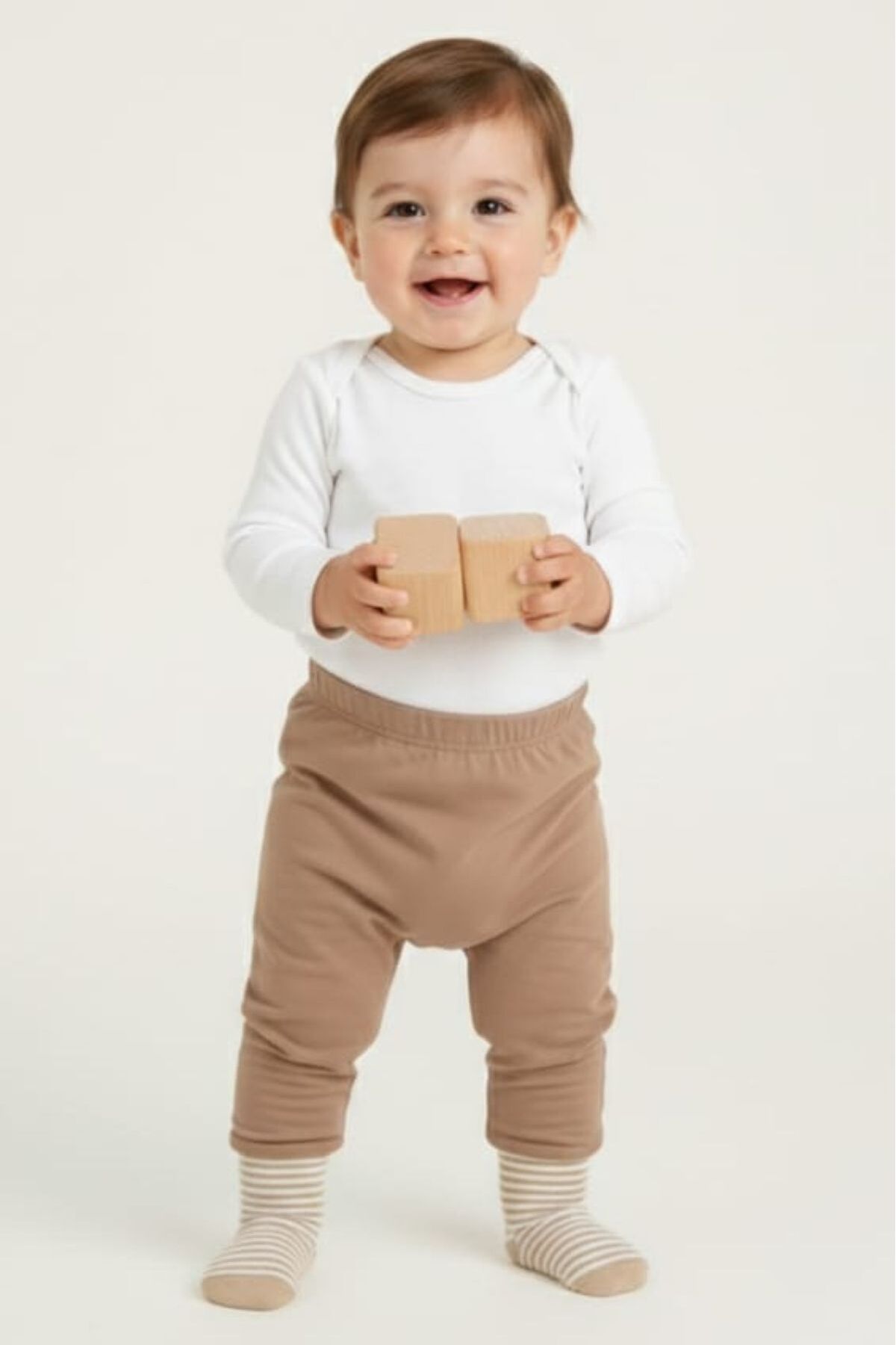 Fuar Baby Bej %100 Pamuk Çoraplı Erkek Bebek Altı - Beli Lastikli Bebek Pantolonu - Pijama ve Eşofman Altı fotoğrafı 3 (önizleme)
