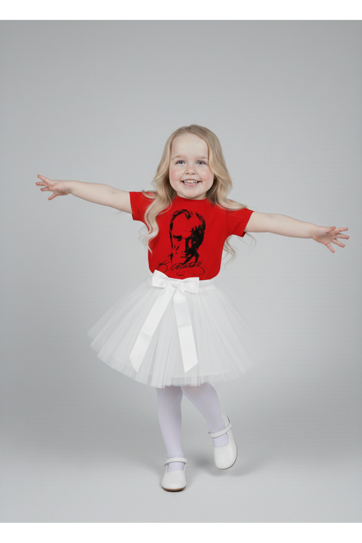 Girl April 23 October 29 Showwear Costume Short Sleeve Atatürk T-shirt White Tutu Skirt Set