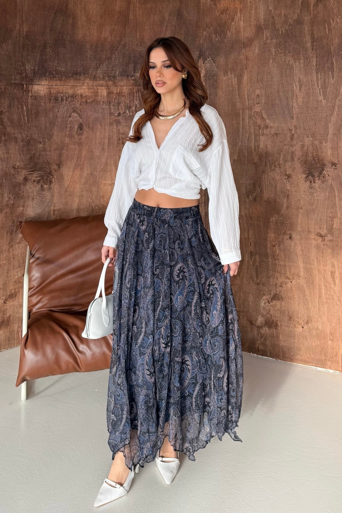 BEJNA  Kadın Lacivert Desenli Pileli Asimetrik Şifon Etek - Görsel 5