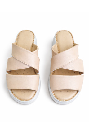 Castle Black Perlina Bej Hakiki Deri Kadın Terlik