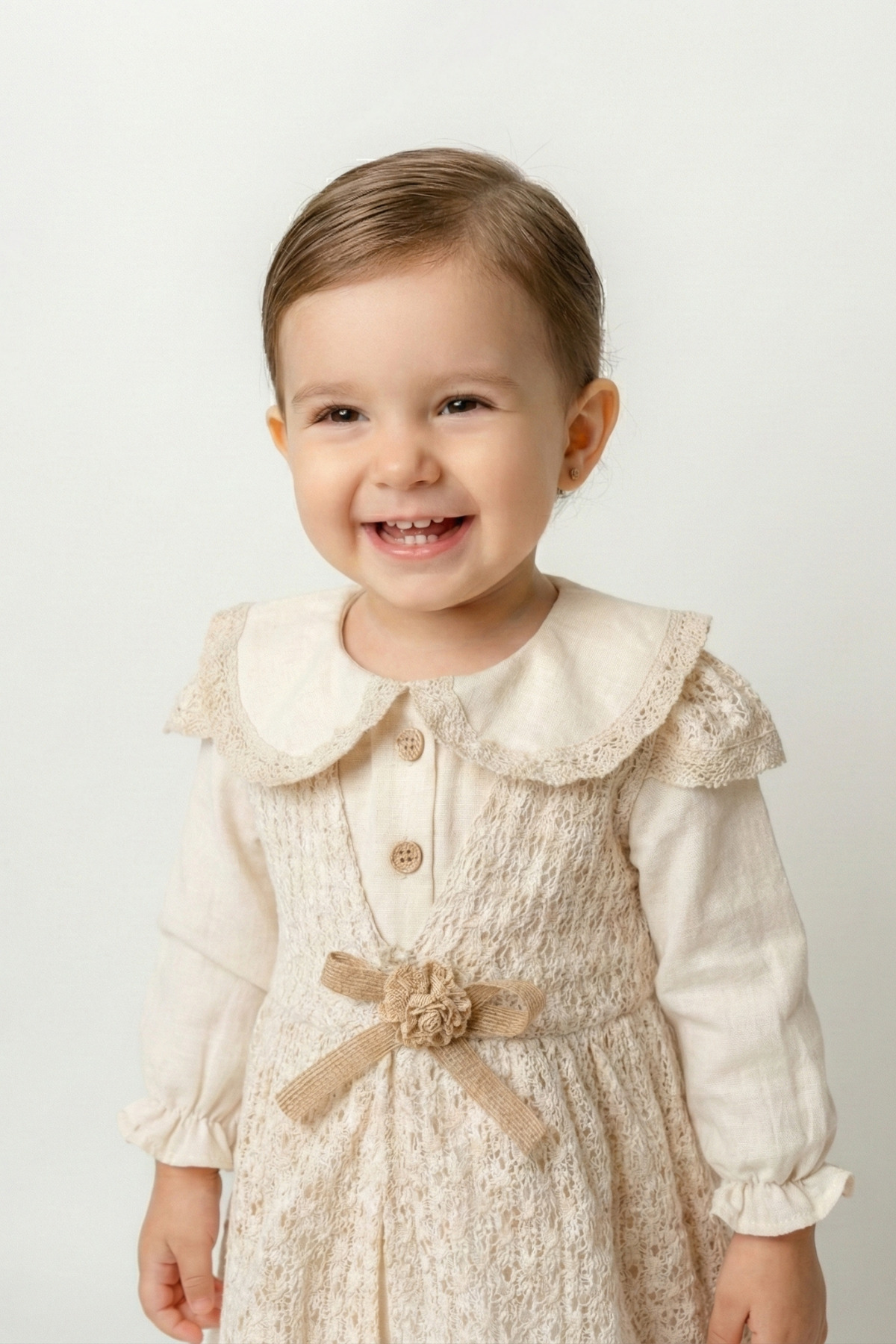 Bebezade Kız Bebek Viola Dantel Jileli Fırfır Yakalı Müslin Elbise fotoğrafı 3 (önizleme)