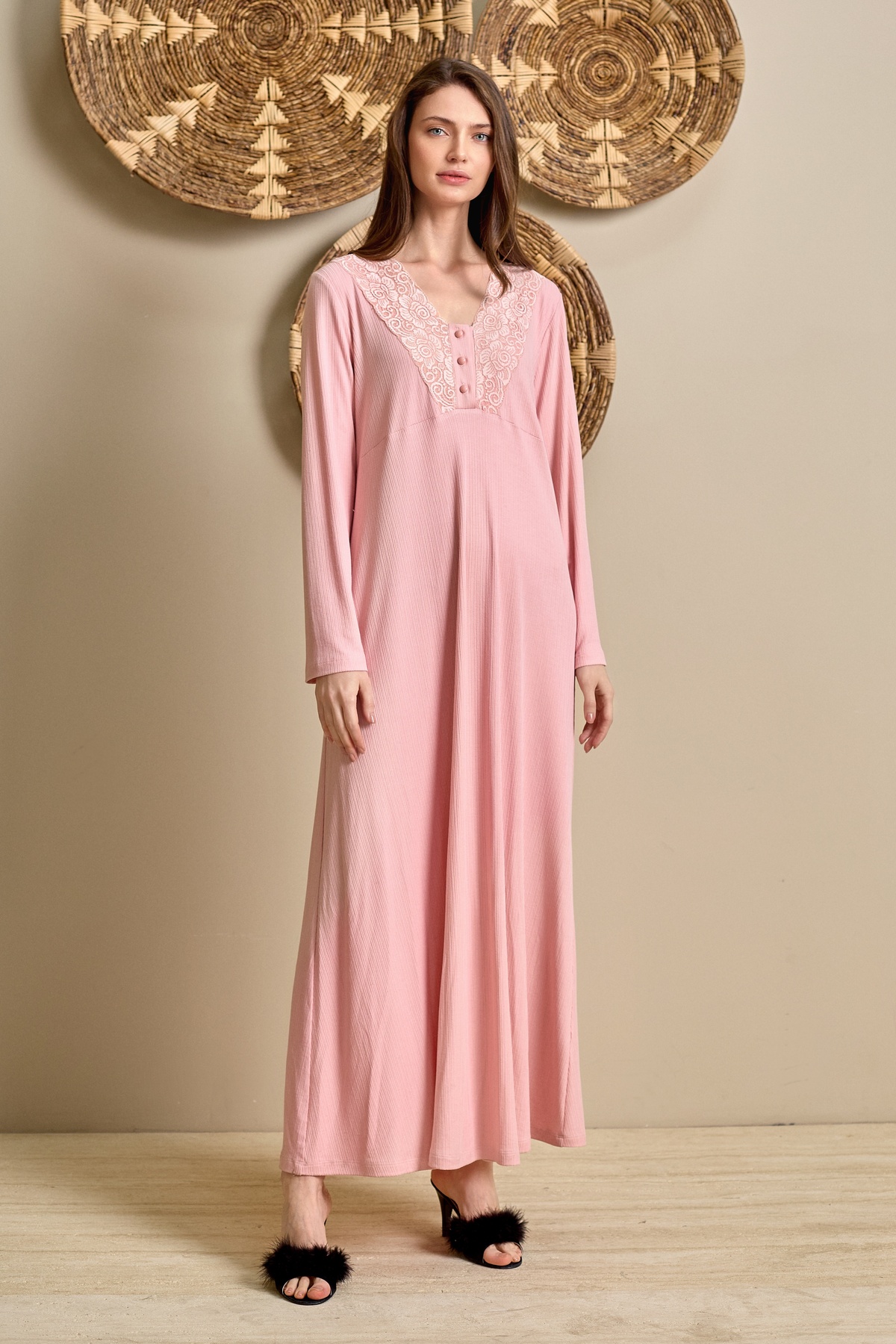 HDR TEKSTİL KUMAŞ İPLİK VE AKSESUARLARI KADIN PEMBE DANTEL DETAYLI GECELİK