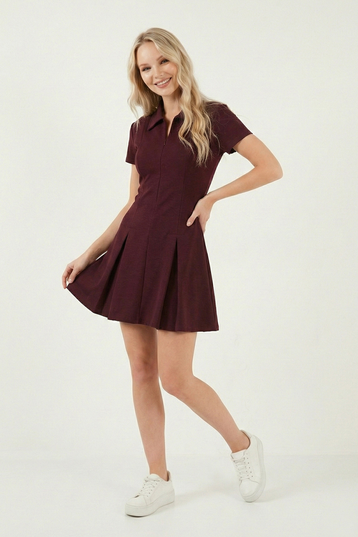 Lela  Fitted Fit Klasik Yaka Fermuar Detaylı Pileli Mini Elbise ELBİSE 5866659 - Görsel 2