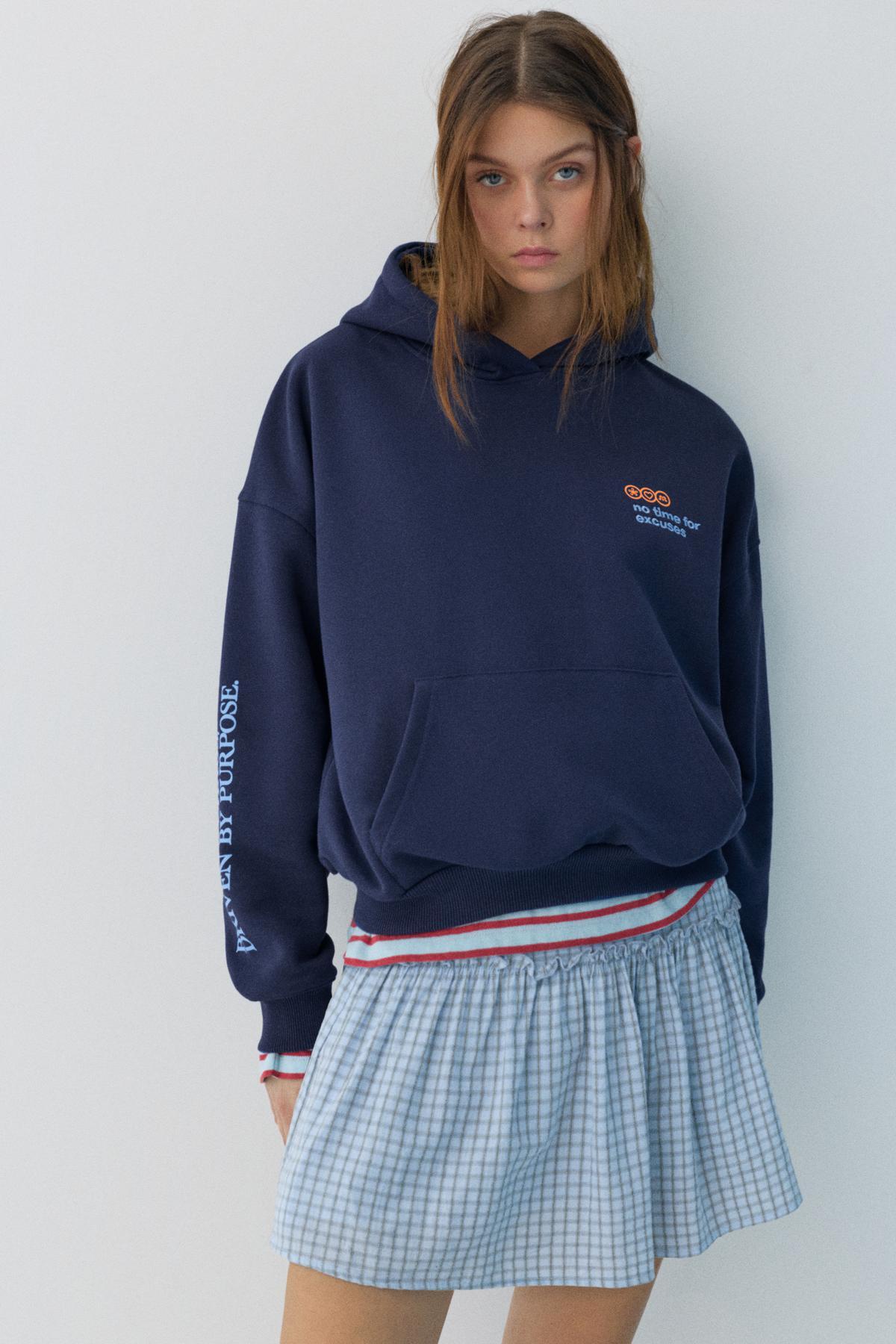 Pull & Bear  Grafik baskılı bisiklet yaka sweatshirt - Görsel 2