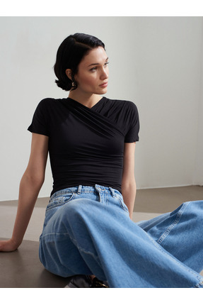 Dilvin 32659 Drapeli Kısa Kollu Top-Siyah