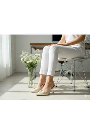 Bygina Shoes “Zarafetin Bej İmzası: Fiyonklu ve Taş Detaylı, İnce Topuklu Sat...