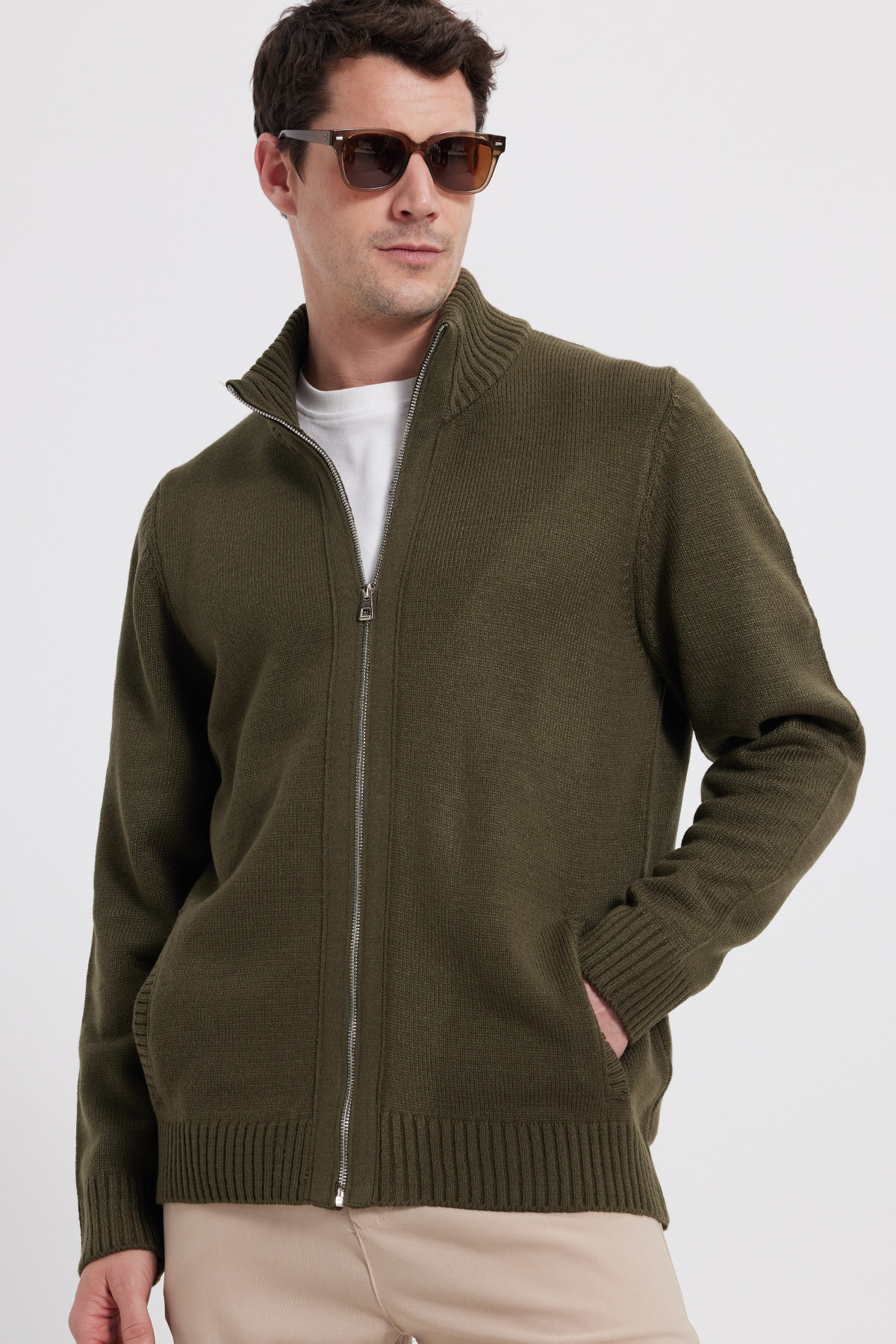 Tudors  Erkek Standart Fit Normal Kesim Fermuarlı Haki Hırka