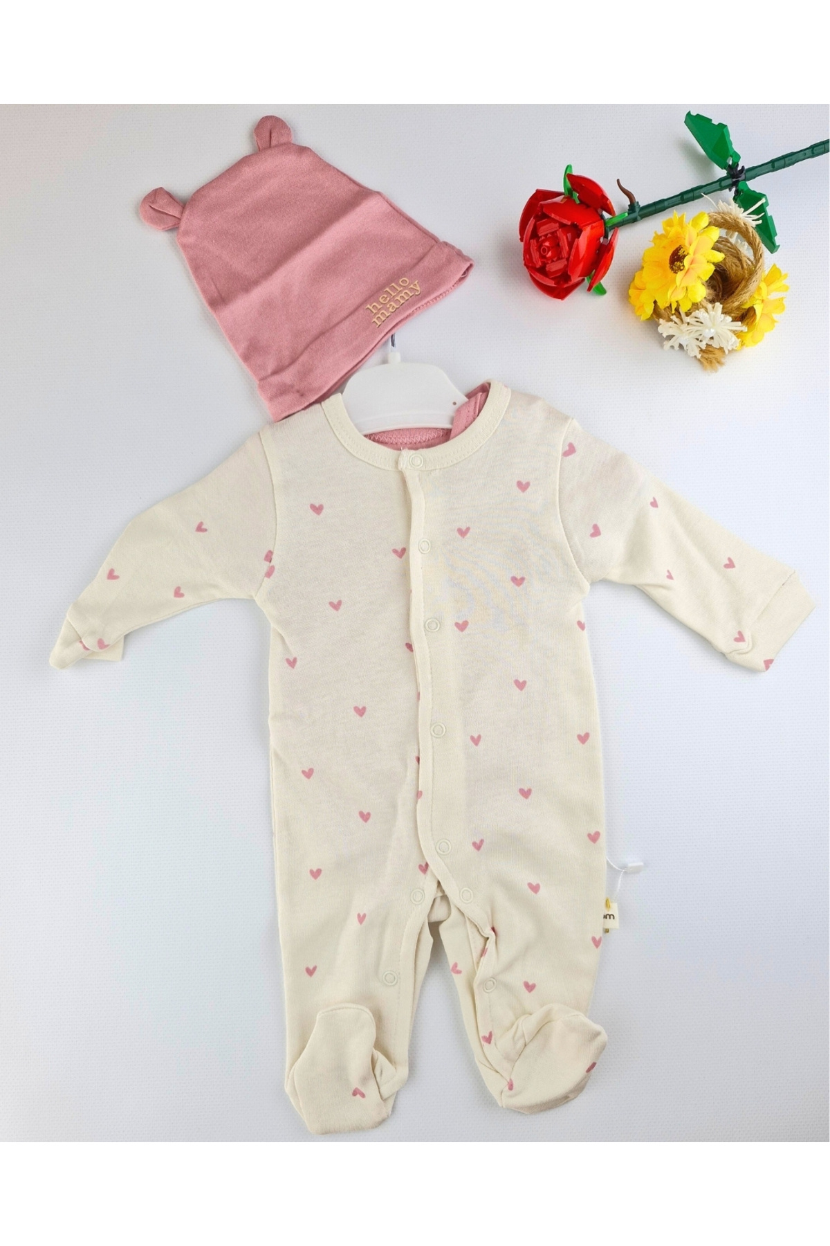 Asliva fashion 3'lü Set - Nakışlı Pembe Body, Kalpli Ayaklı Tulum ve Kulaklı Şapka Takımı fotoğrafı 6 (önizleme)