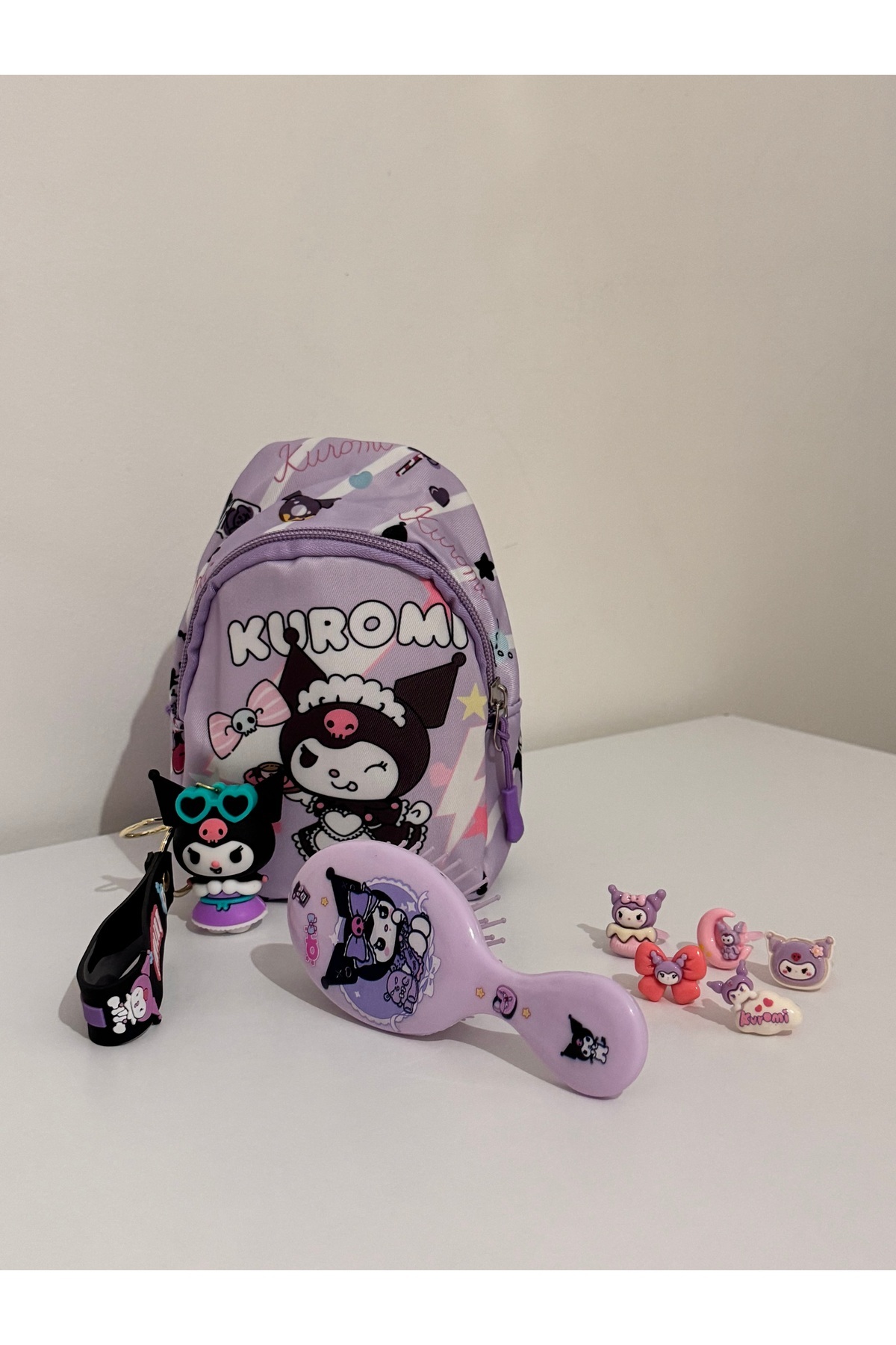 winingo 2Y Shop Kız çocuk Kuromi Çanta Anahtarlık Tarak ve Yüzük Seti Hediyelik Doğum Günü Bayramlık 4'lü fotoğrafı 2 (önizleme)