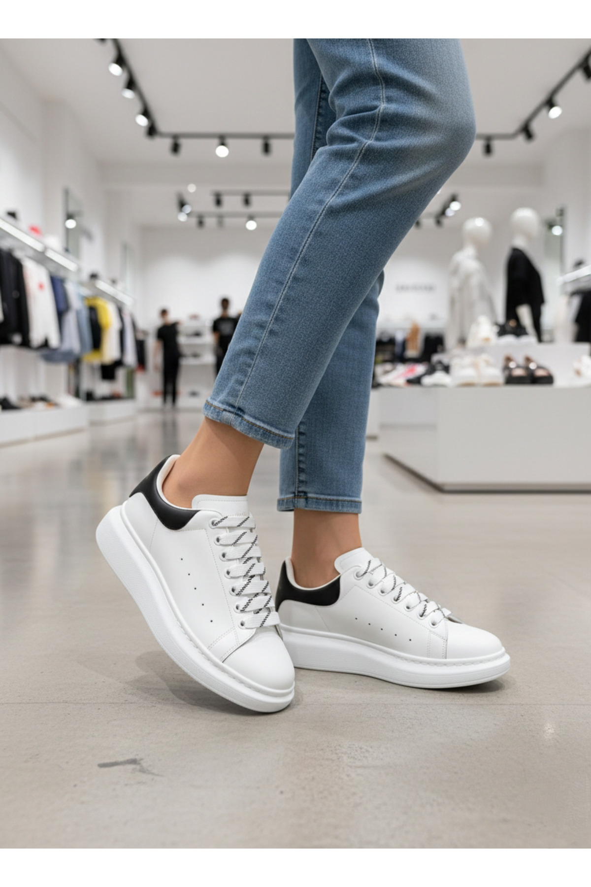 Unisex White Sports Shoes Sneaker 4734