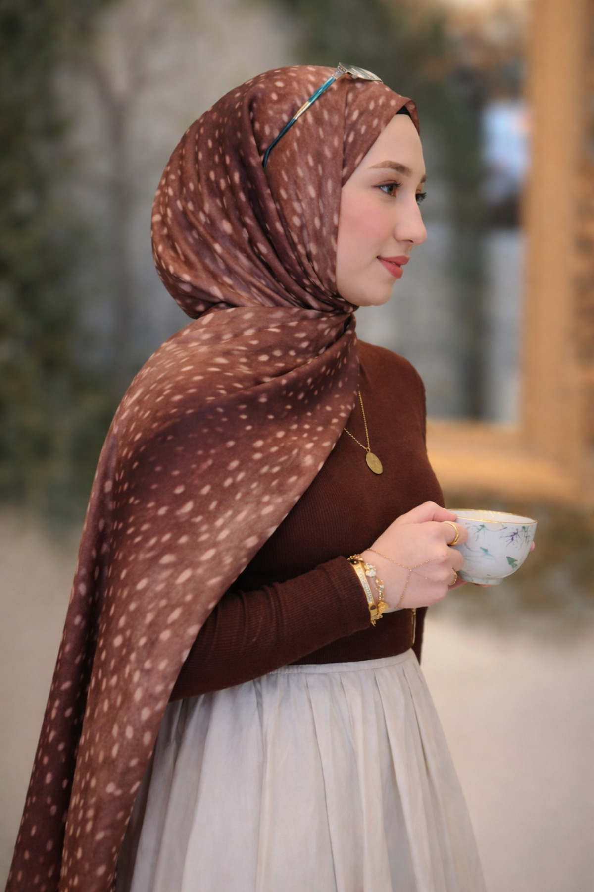 Minelesarp gazelle pattern bamboo soft shawl brown tones non-slip wrinkle