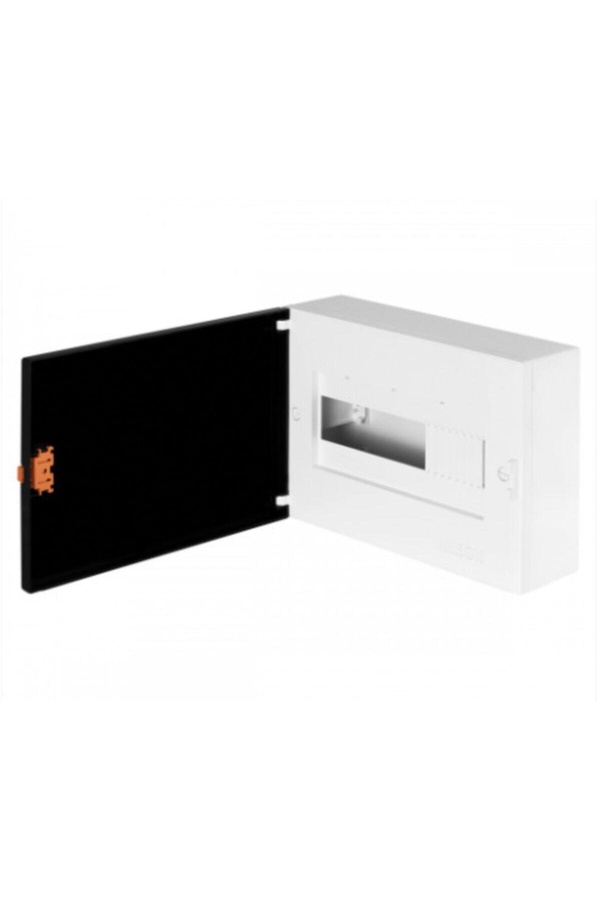 Nilson-Quantum 12-Piece Surface Mounted Fuse Box - with Terminal 3