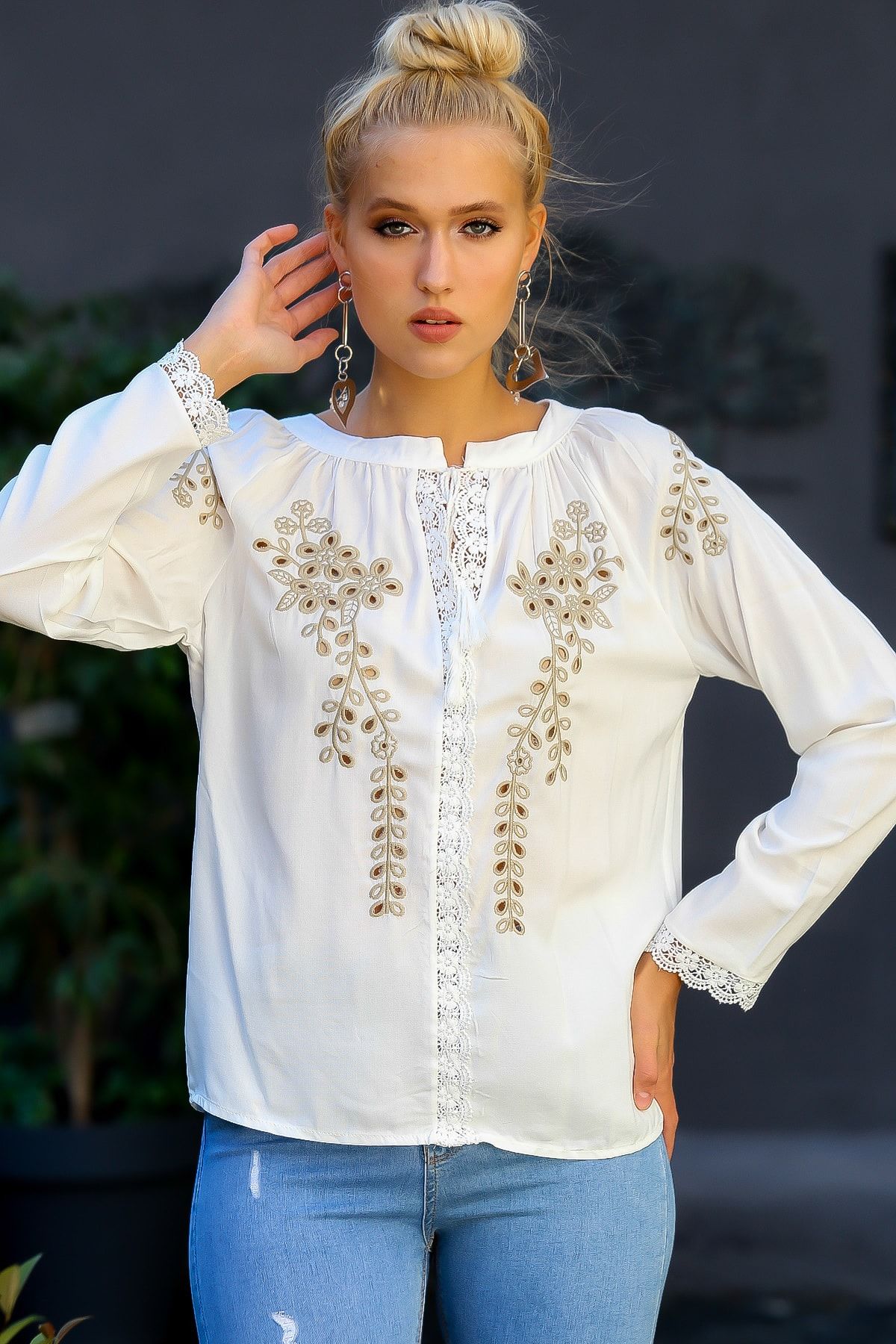 Chiccy-Bluză de damă, albă, cu găuri, cu broderie florală din dantelă, țesută M 10010200 BL94859 5