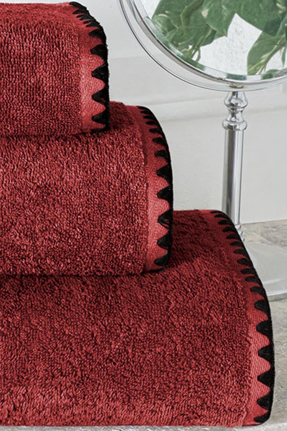 Upline-Set prosoape Janine 3 piese (30X30 50X90 70X140) - Roșu Claret 2