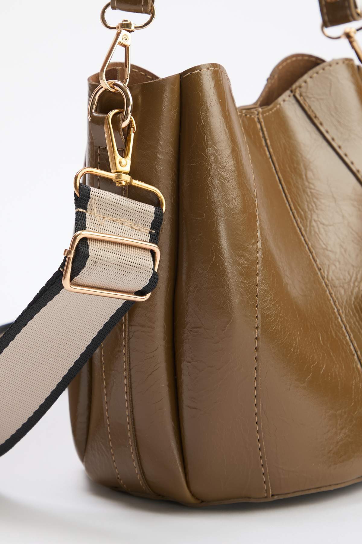 trendyol-shoes-womens-green-shoulder-bag
