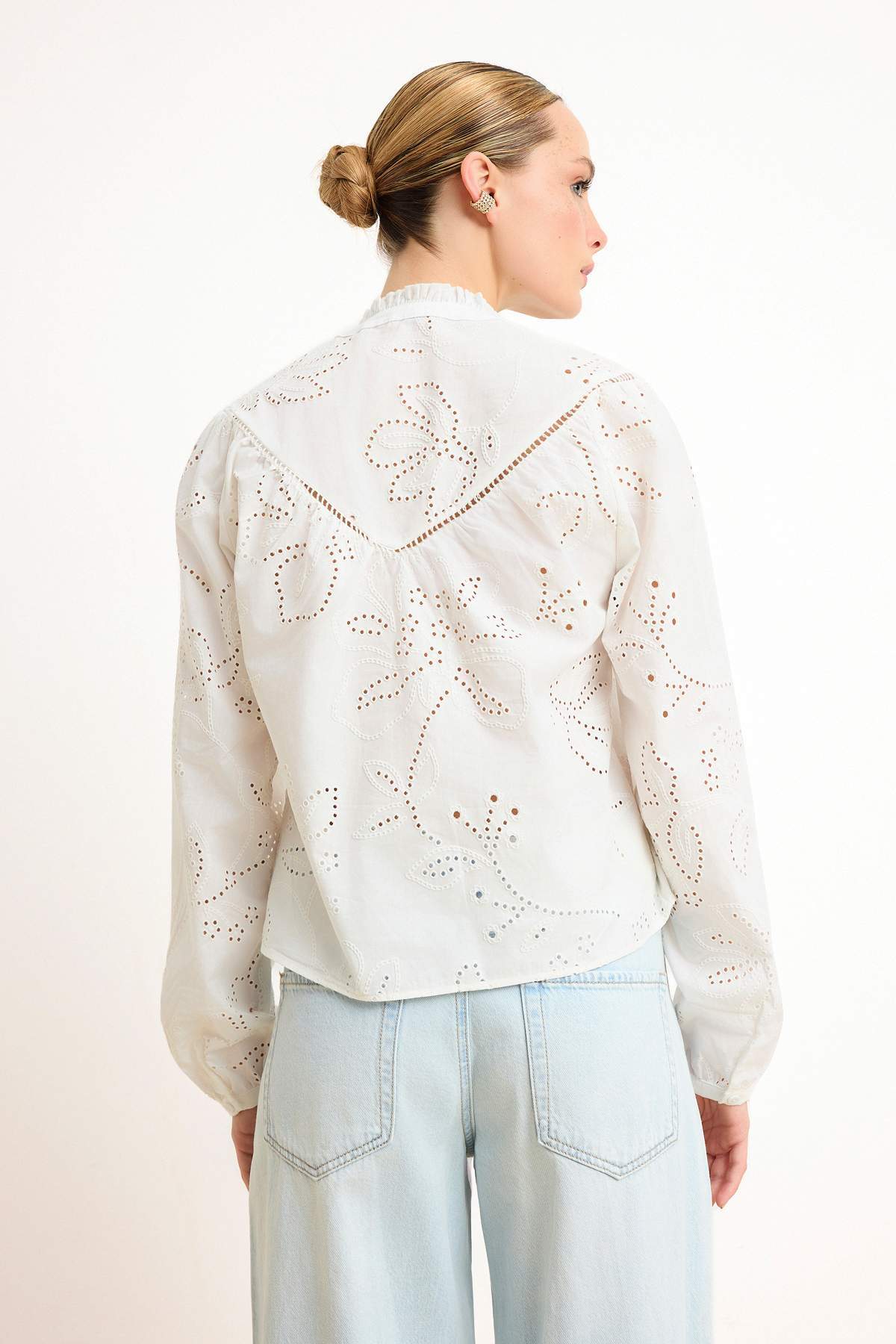 Trendyolmilla  Beyaz Fisto Kedi Merdivenli Boho Gömlek TWOSS26GO00102 - Görsel 4