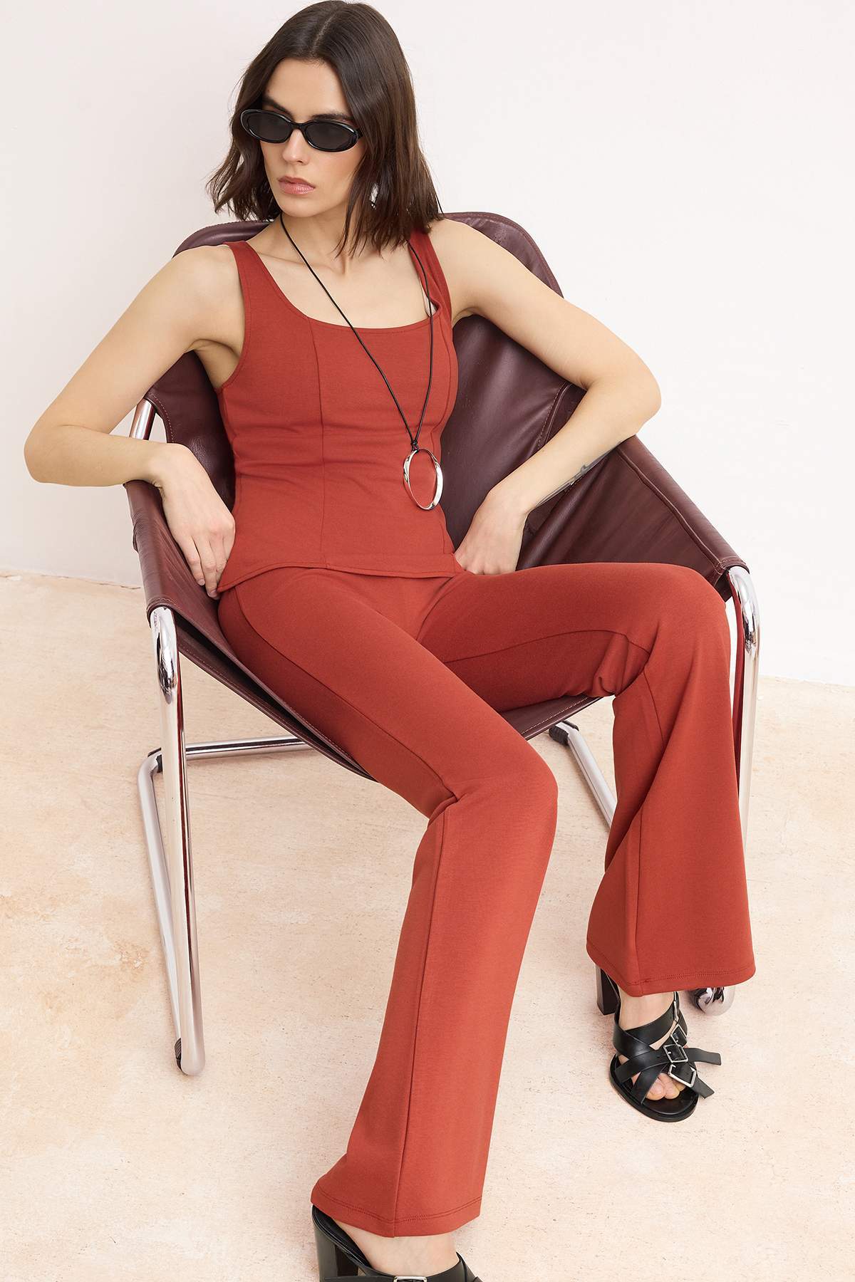 Trendyolmilla  Kiremit Fitted/Vücuda Oturan Kalın Askılı Kolsuz İnterlok Örme Alt-Üst Takım TWOSS26AU00088