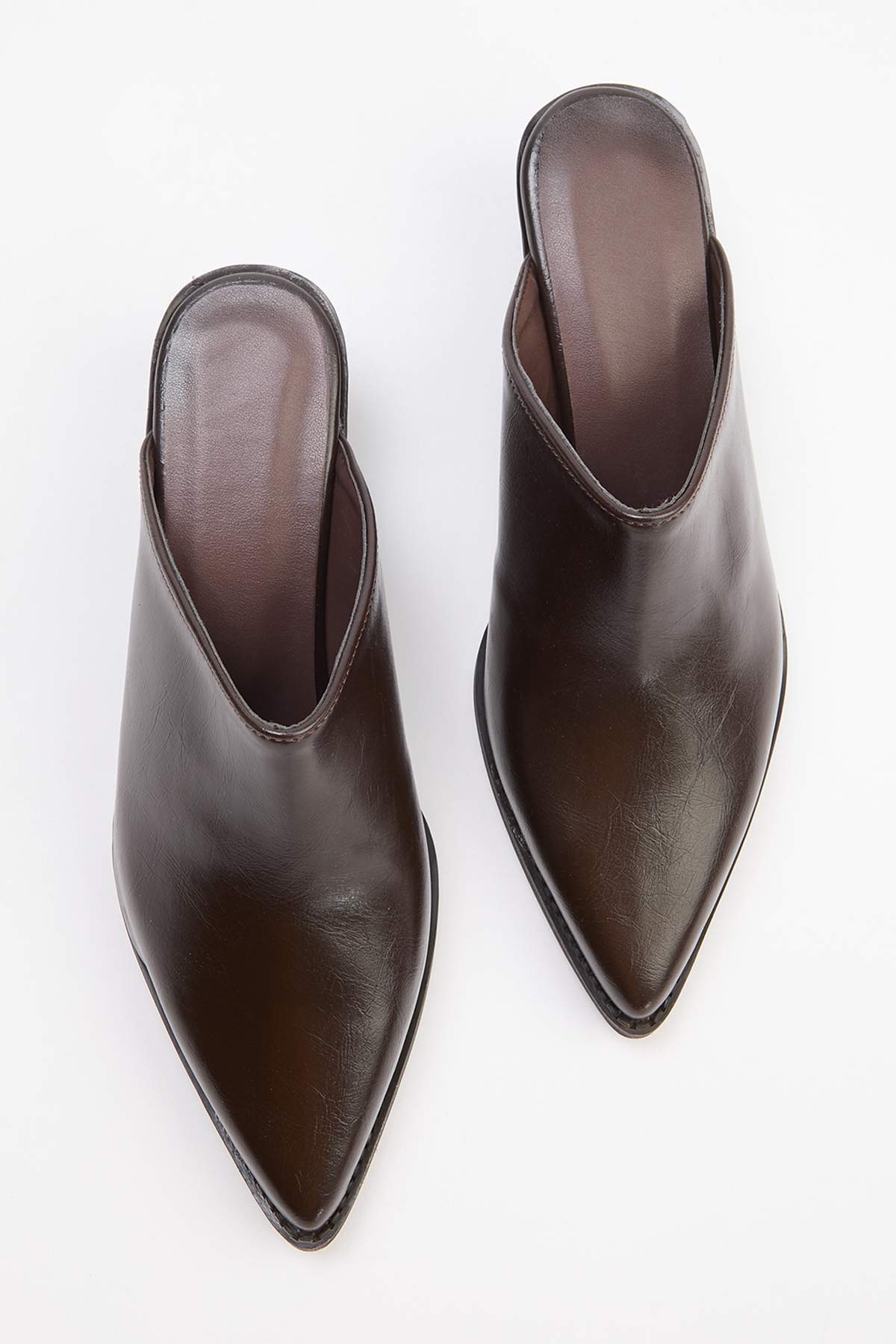 trendyol-shoes-womens-classic-high-heeled-sho