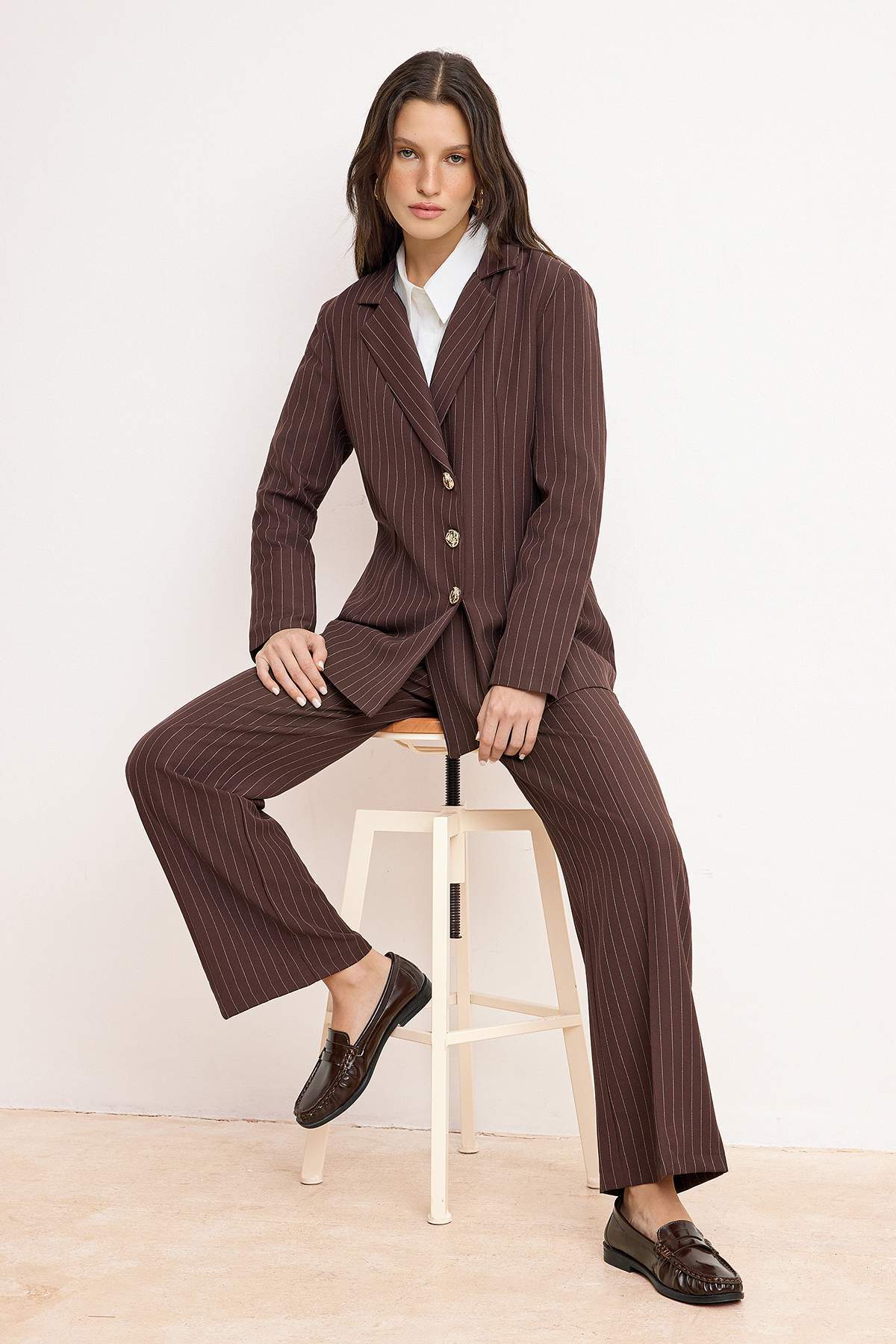 Trendyolmilla Modest Limited Edition Kahverengi Çizgili Kruvaze Dokuma Ceket - Pantolon Alt - Üst Takım TCTSS26US00010