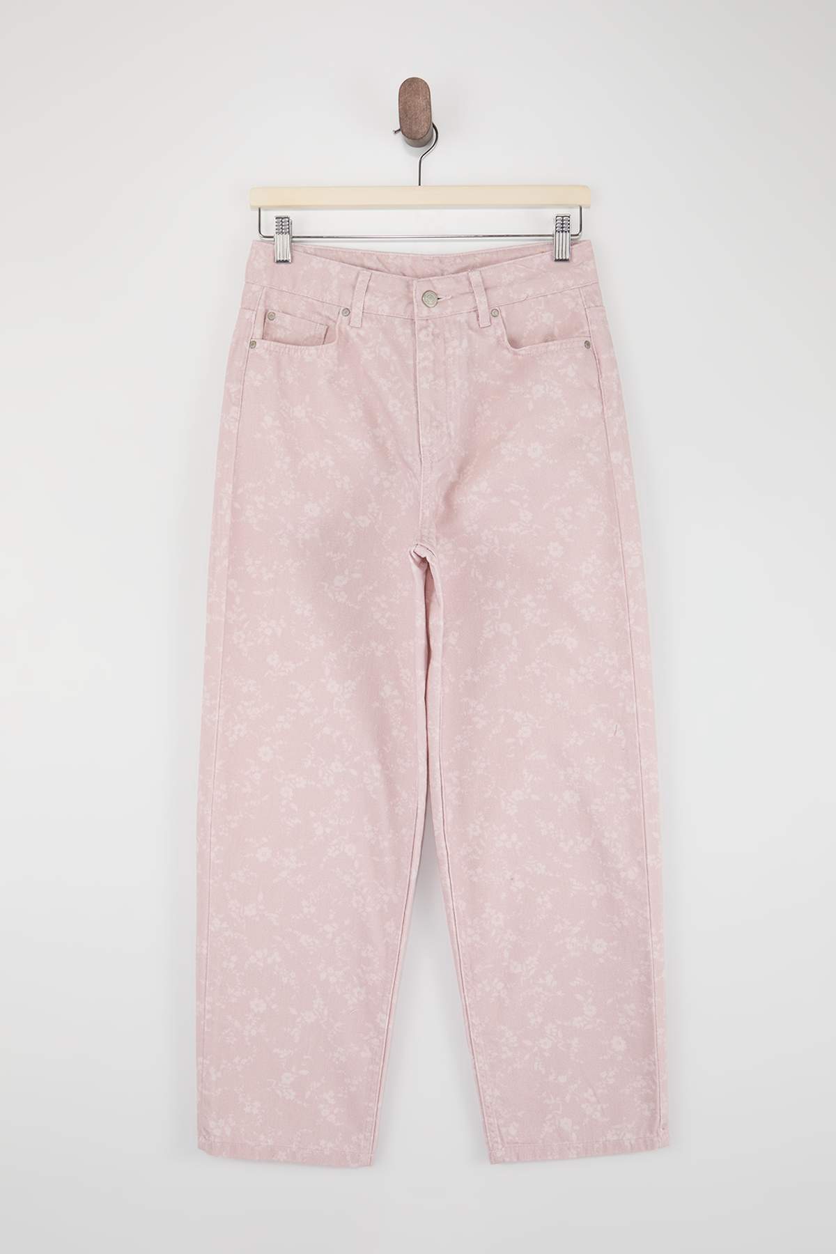 Trendyol Collection Rosa Flowy Jeans mit Blumenmuster aus 100 % Baumwolle mit...
