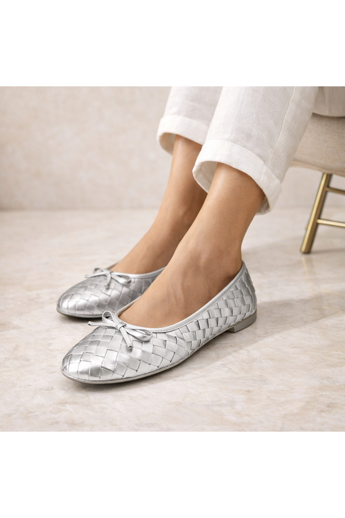 Women's Silver Faux Leather Textured Knitted Patterned Bow Tie Flats