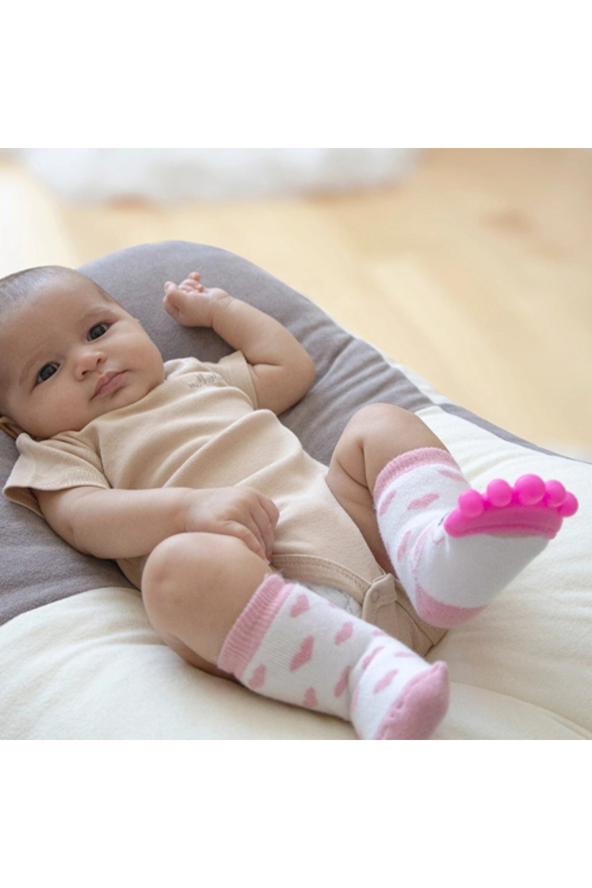 Babyjem Diş Kaşıyıcılı Havlu Bebek Çorap Pembe fotoğrafı 2 (önizleme)