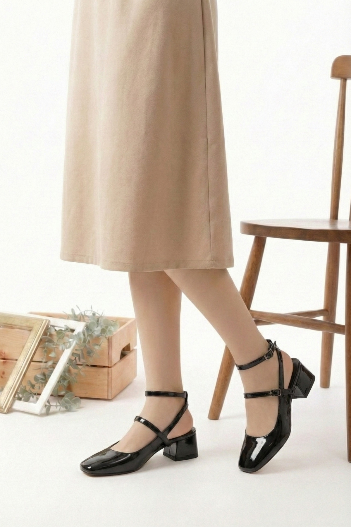 Genel Markalar  Siyah Rugan Sorelis Arkası Açık Kare Burunlu Kısa Topuk Günlük Rahat Babet Kadın Topuklu Ayakkabı - Görsel 2