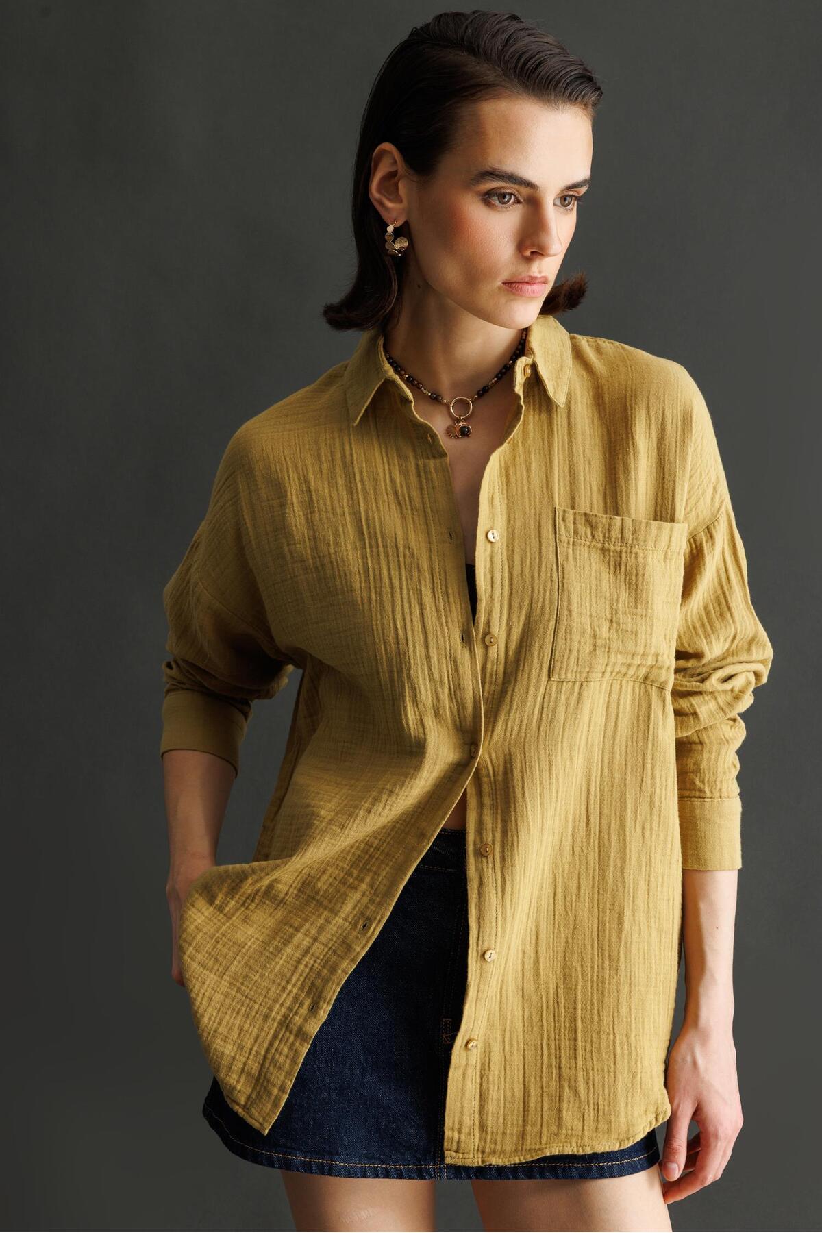 Mixray  3833 Kadın Oversize Cepli Müslin Gömlek Yağ Yeşili - Görsel 3