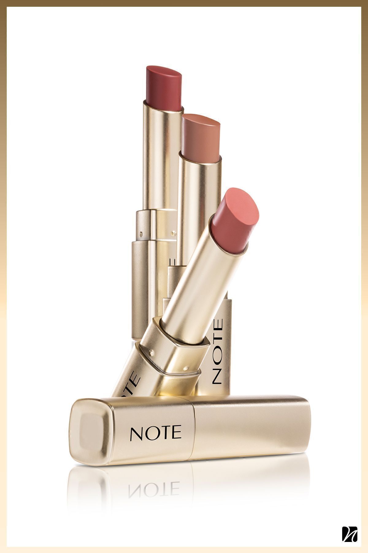 Iconic Matte Lipstick Kalıcı Mat Ruj 101 Darling - Nude — صورتی LST ICONIC MATTE — تصویر 7 از 8