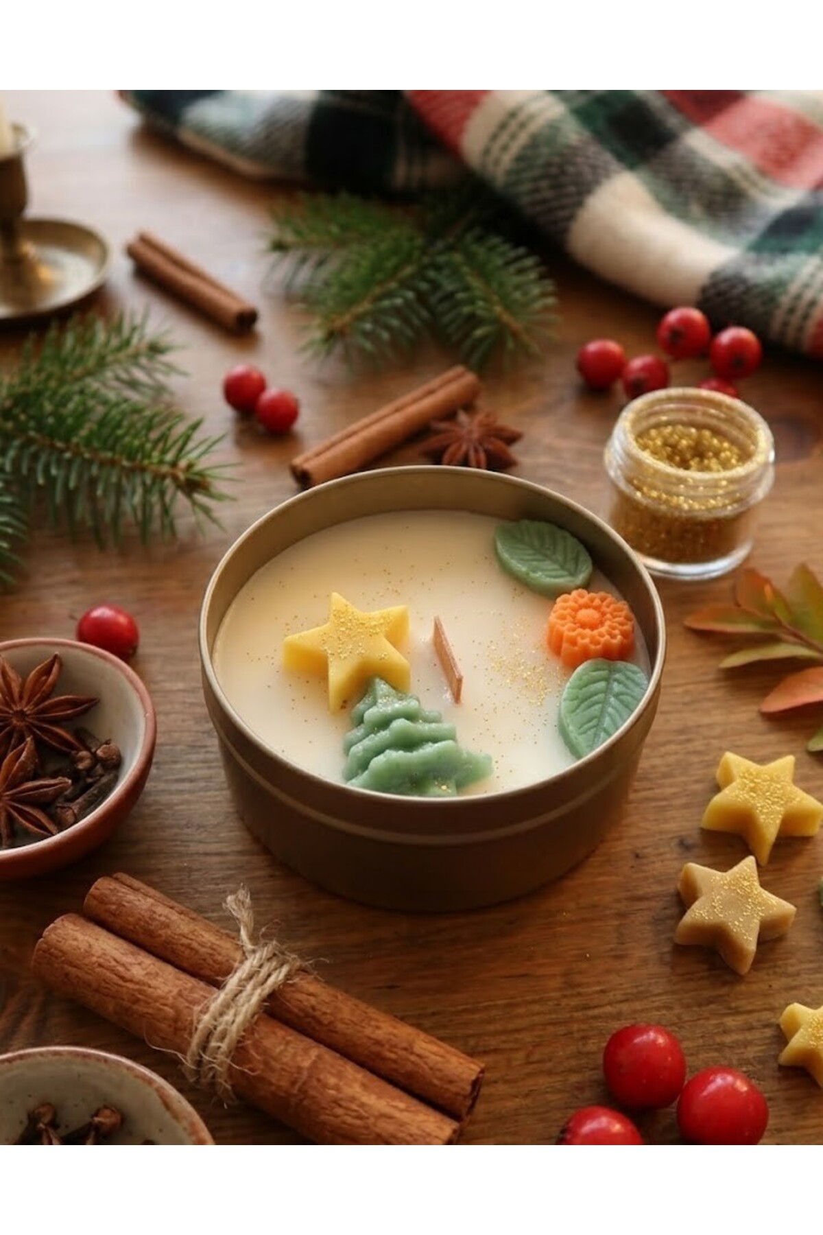 Pine Tree Themed 80g Soy Wax Candle – Handmade Scented Christmas Gift, 7x3cm Decorative Boxed Candle