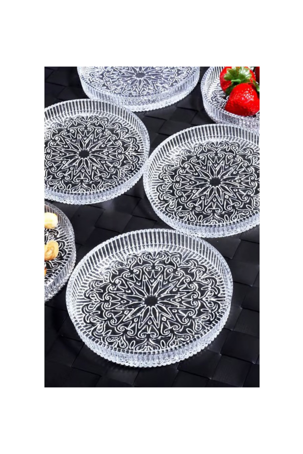 Glass serving tray with engraving from Elusia - 6-piece glass serving tray and pastry cake serving plate - 12 cm