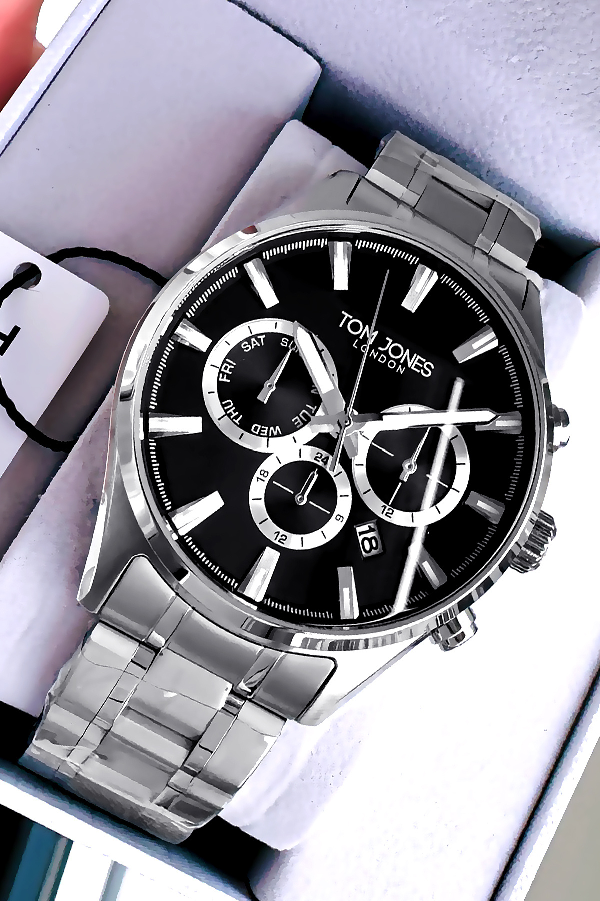 Men's Wrist Watch (by. Daniel Klein) 3 Atm Waterproof Silver Color Steel Lanyard + Bracelet Elg108