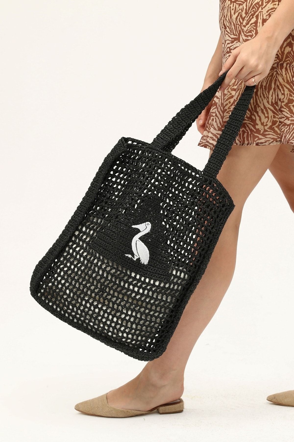 Women's Paper Rope Hand Weave Black Handbag Shoulder Bag