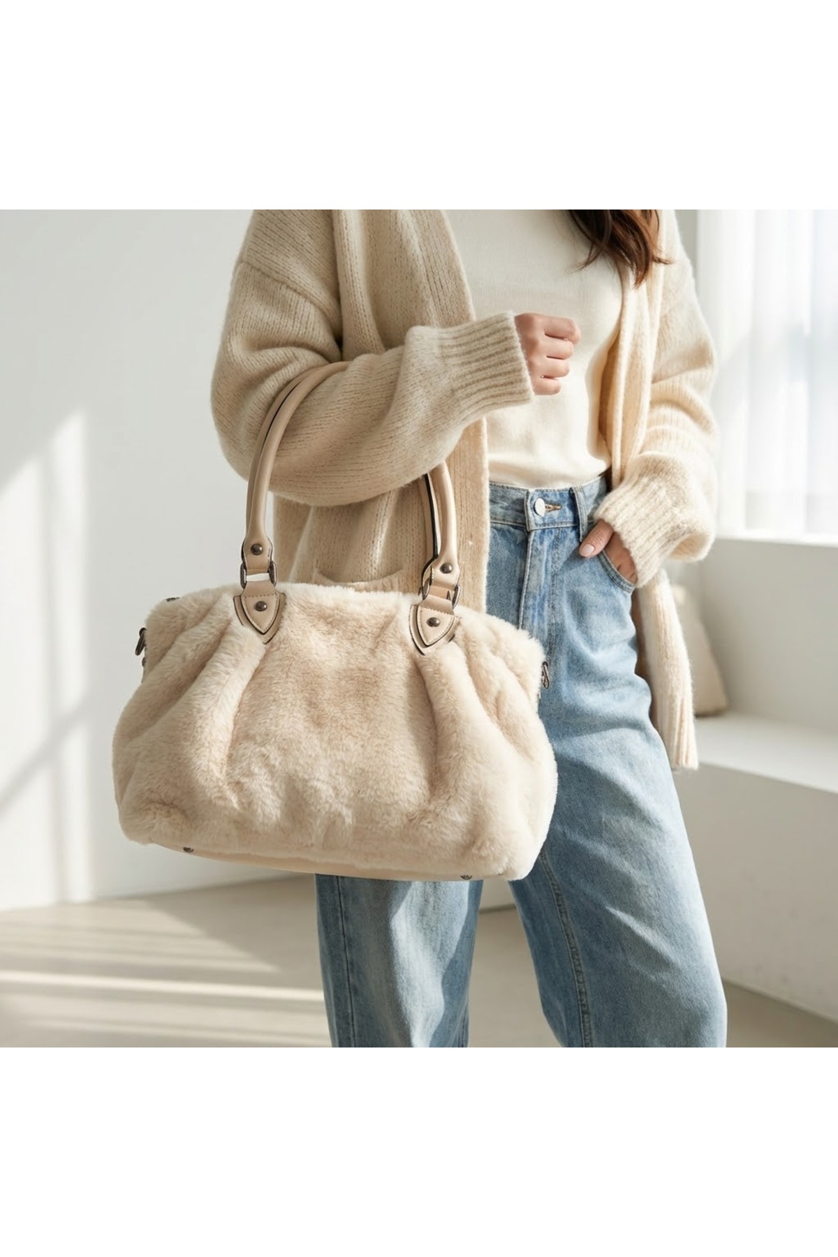 Women's Plush Bag Shabby Hand and Shoulder Bag with Medium Handle and Strap