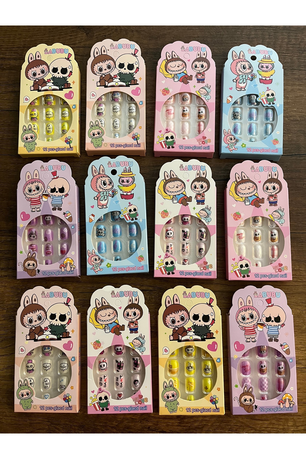 synshop 1 Paket Çocuk Takma Tırnak Yapışkanlı fotoğrafı 4 (önizleme)