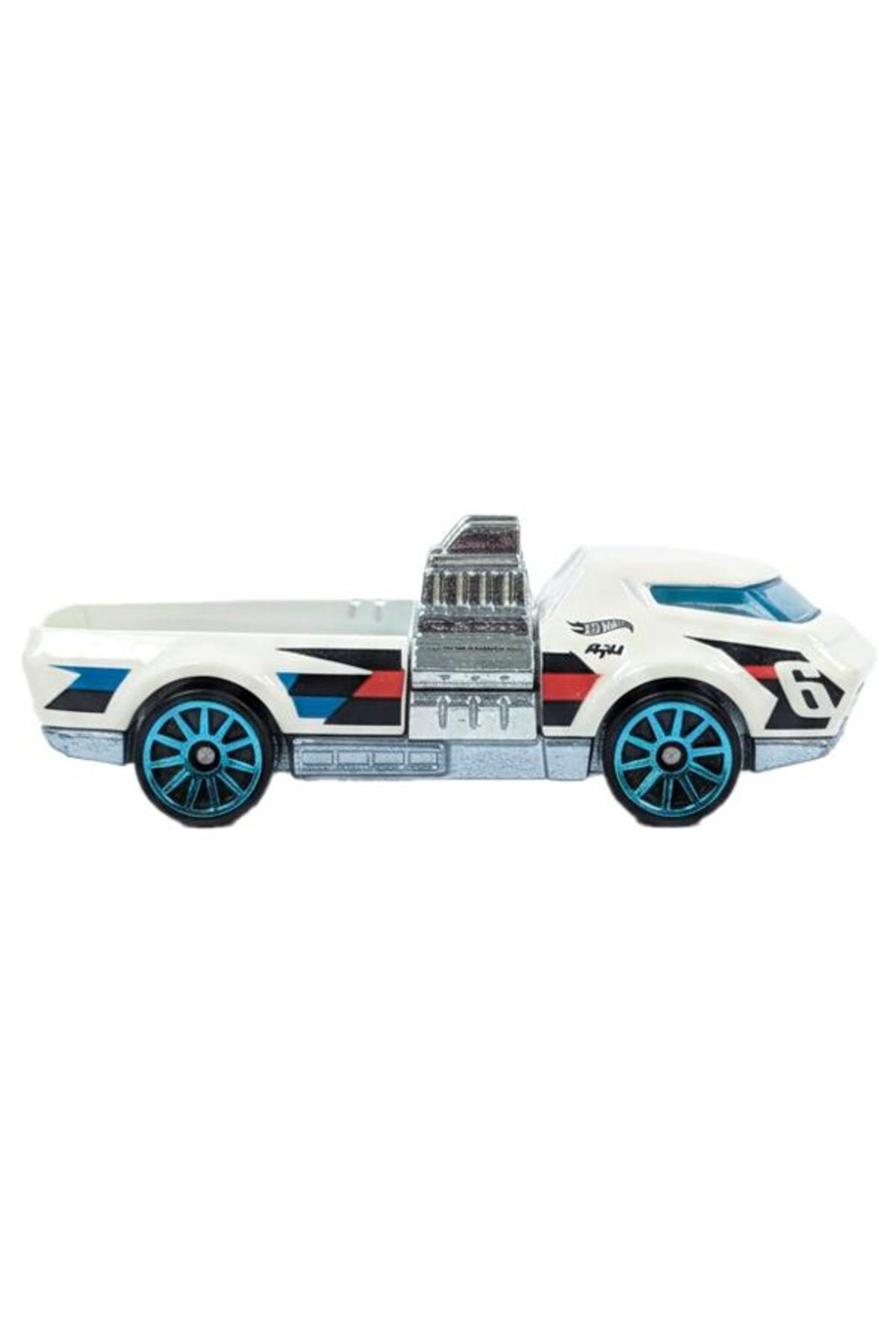 Mattel Hot Wheels HW Starting Grid Twin Dorado JJJ61 - Fiyatı