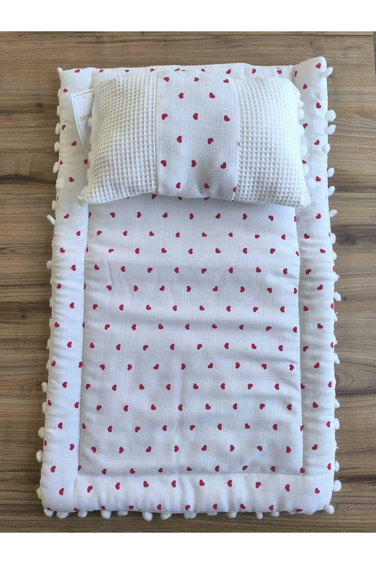 BELLOT Laura Baby Ponponlu Alt Açma Minderi fotoğrafı 5 (önizleme)
