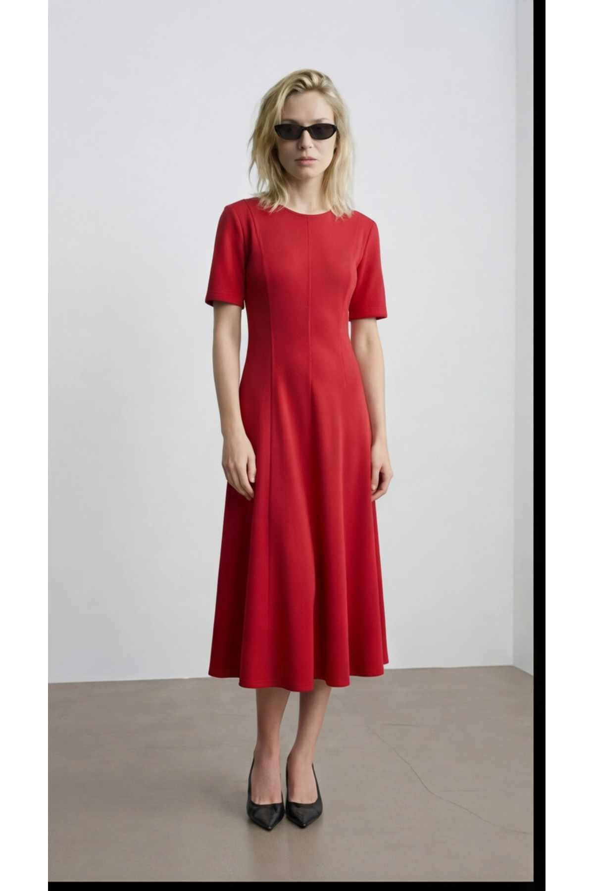 Dalie Midi Flared Dress Red