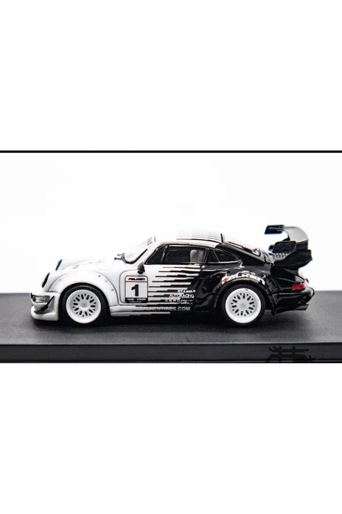 TPC 1/64 RWB 964 ガンダム アキバ TPC RWB964 Akiba with Figure RWB – JDM Diecast Models
