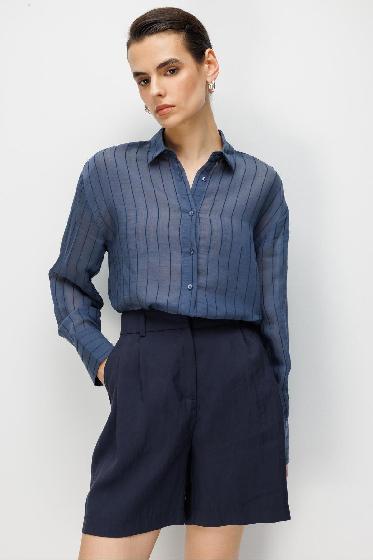 Mixray  4644 Kadın Kabartma Çizgili Transparan Basic Gömlek Lacivert - Görsel 4