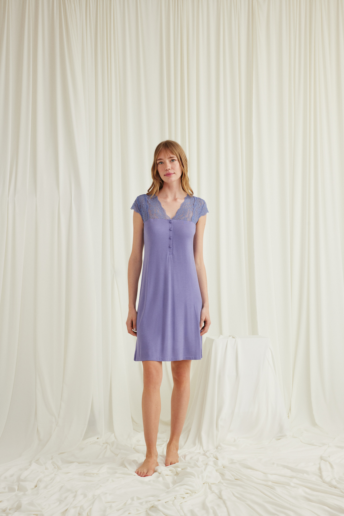 MONAMİSE Kadın, Lila, Kolu Omzu ve Yakası Dantelli Önü Düğmeli Gecelik