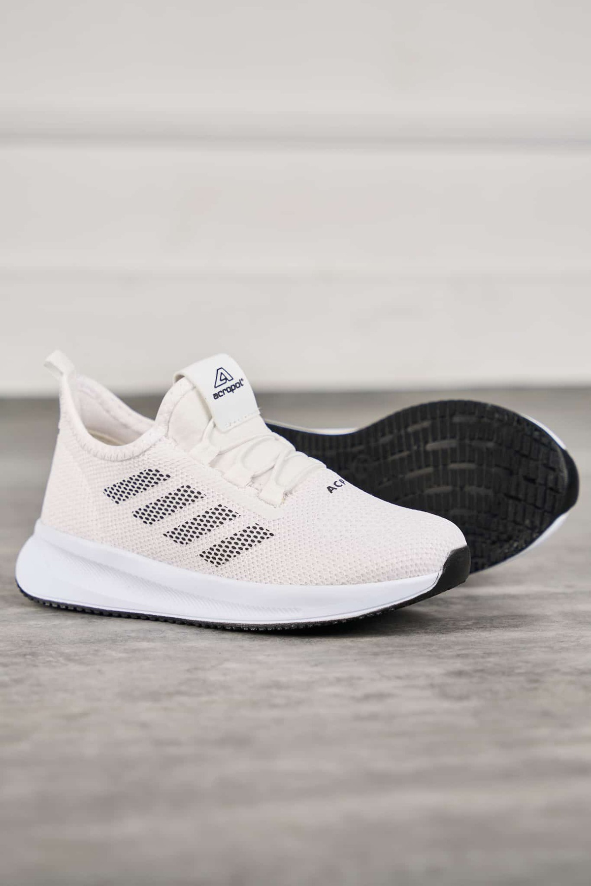 Kids Elastic Knitwear Summer Sports Shoes Comfortable Fit Lightweight & Comfortable Daily Use