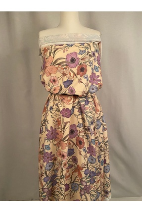 Tasarım ve Marka Kumaşlar Bej Zemin Lila Mor Çiçek Desenli Metrelik Kumaş