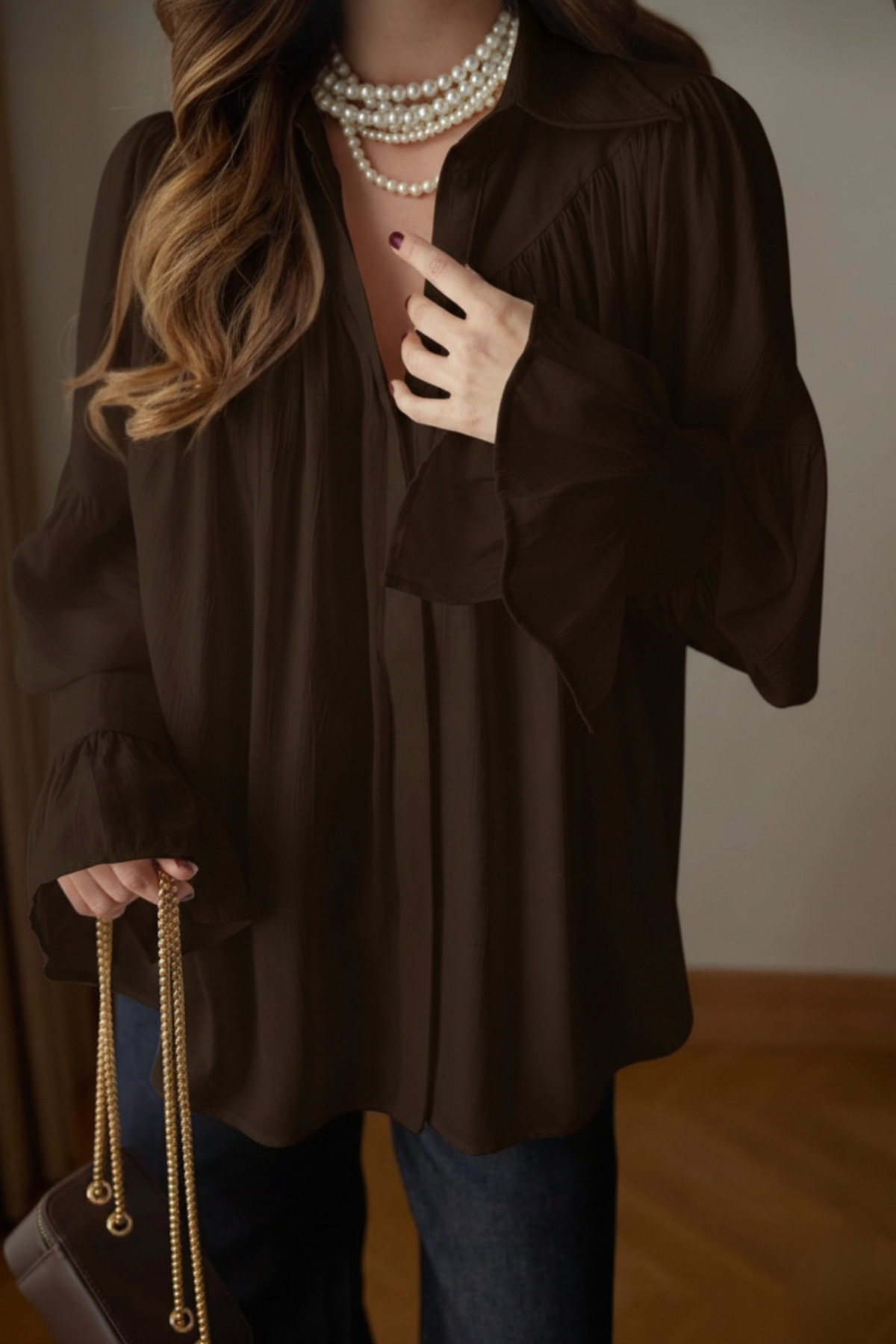 Askı Nişantaşı  Kahve Rengi Büzgü Ve Kol Detaylı Gömlek