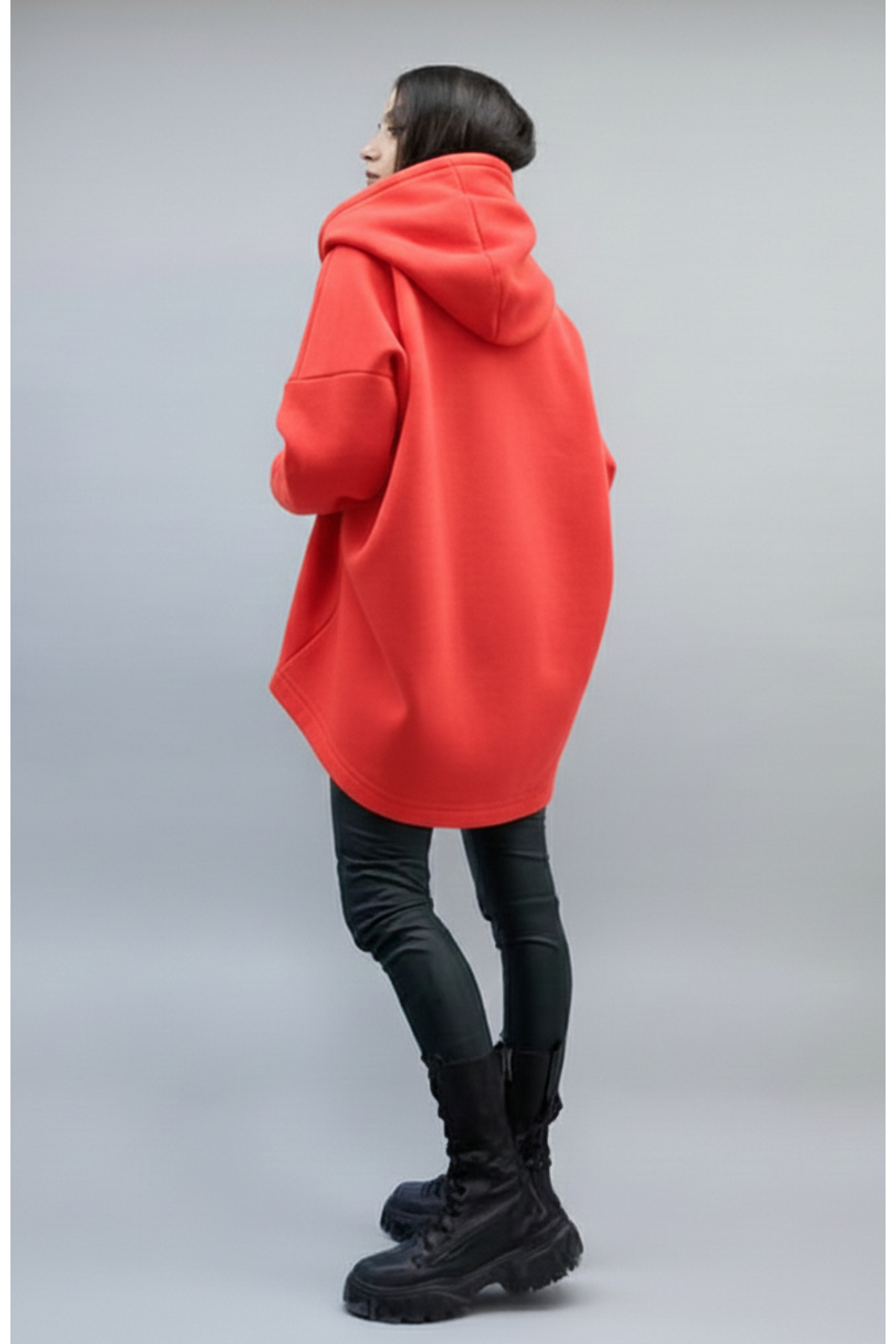 Kadın Oversize Kapüşonlu Asimetrik Kesim Sweatshirt – Yumuşak Kumaş, Rahat Kalıp K25 3020 — قرمز — تصویر 3 از 4